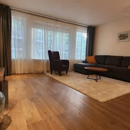 Apartamento Spacious Apartment, Canal Area, Center *